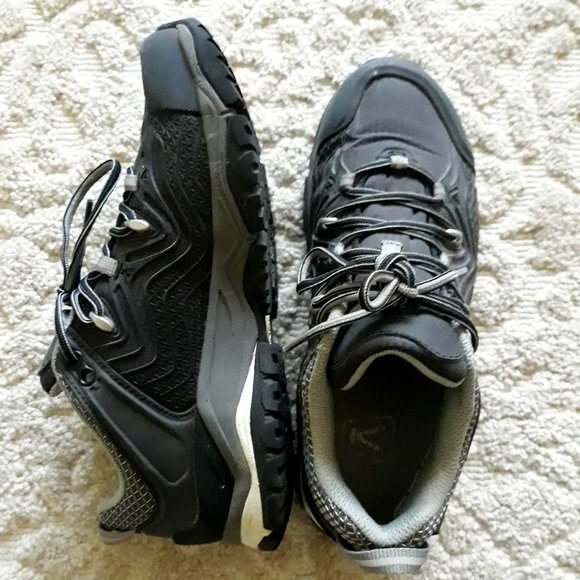 Keen Women's Aphlex Waterproof Shoe, Black